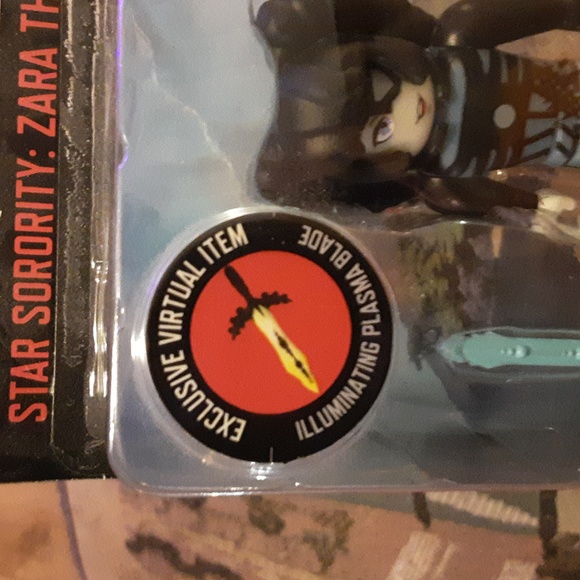 Roblox Zara the Cyborg Doll NWT - Picture 5 of 5